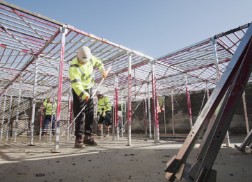 5 benefits of internal access decking.